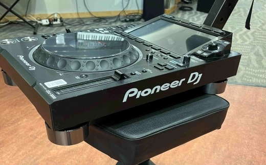 Pioneer CDJ-3000 2